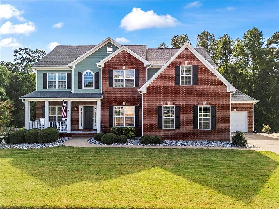 1st image of 220 Forest Creek Ln