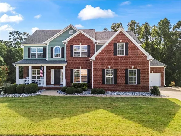 220 Forest Creek Ln, Canton, GA 30115