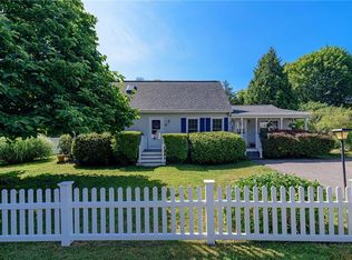 6 Christopher St, South Kingstown, RI 02879