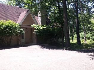 6 Carribean Dr, Putnam, IL 61560