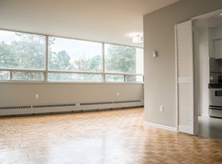 Apartment for rent at 55 Wynford Heights Crescent, Toronto, ON M3C 1L4