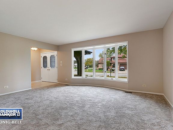 4th image of 7643 157th St
