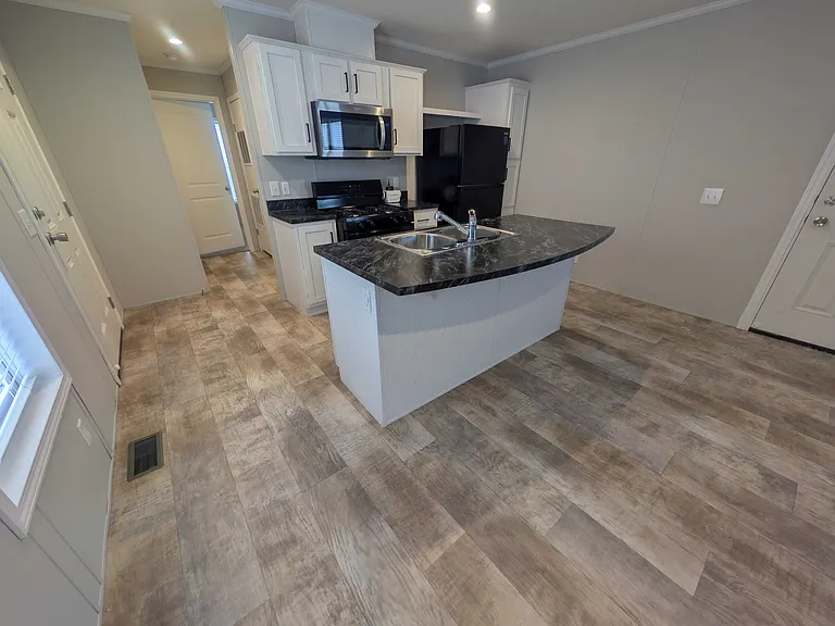 38000 Le Chateau Blvd #339 — Photo 18