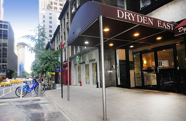 Rented by Carlyle Property Management | media 9