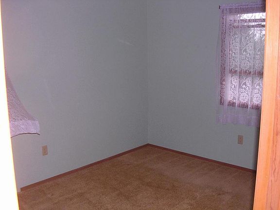 4th image of 311 Truesdale Ave