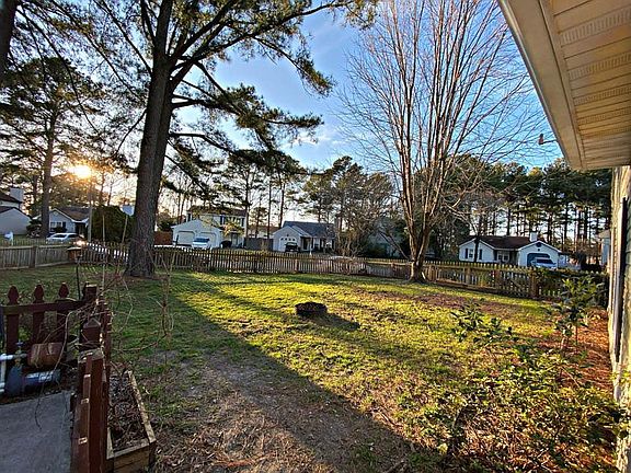 4th image of 1211 Welles Ct #1211