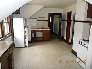 5th image of 3657 E Martin Ave