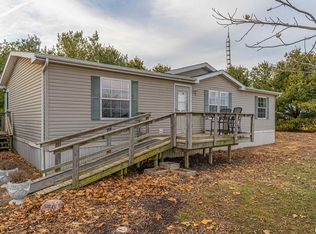 7907 E Logan County Line Rd, Williamsville, IL 62693