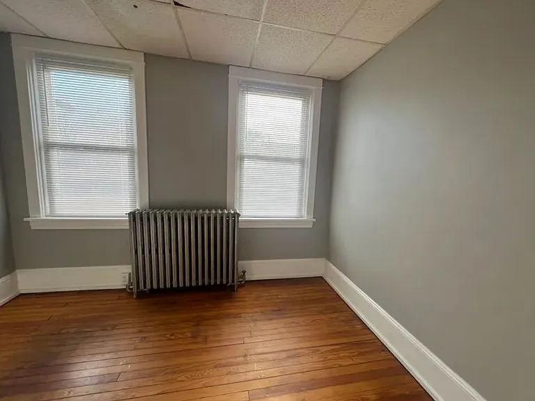 129 Laurel St #3 — Photo 8
