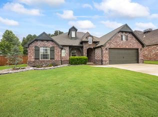 1627 NE Rock St, Bentonville, AR 72712