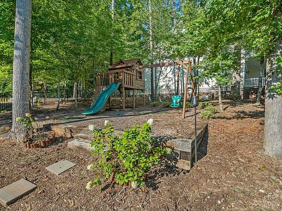 5th image of 10231 Daufuskie Dr