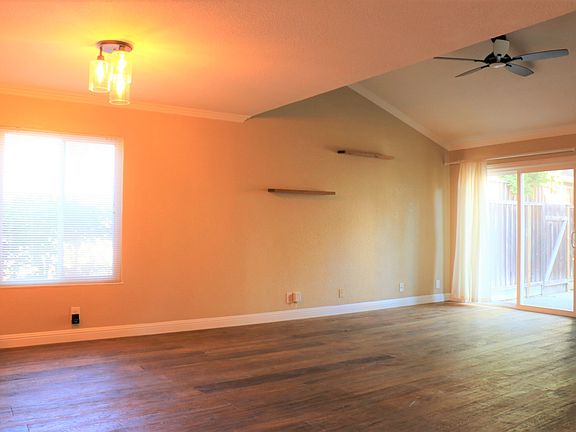 3rd image of 2328 Claridge Pl #1