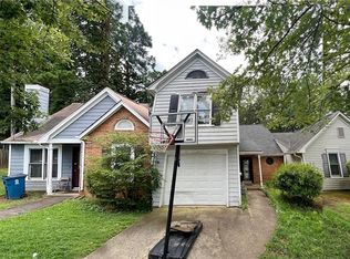 8106 Woodlake Dr, Riverdale, GA 30274