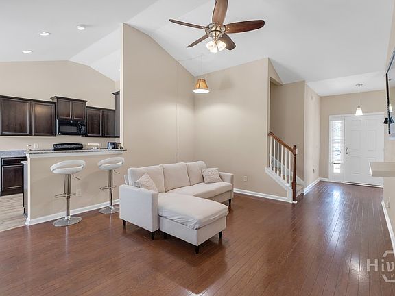 4th image of 125 Shady Grove Lane