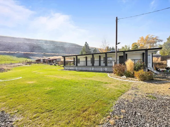 13232 N Nascar Pr NE, Benton City, WA 99320