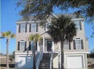 2106 Club View Dr, Charleston, SC 29412