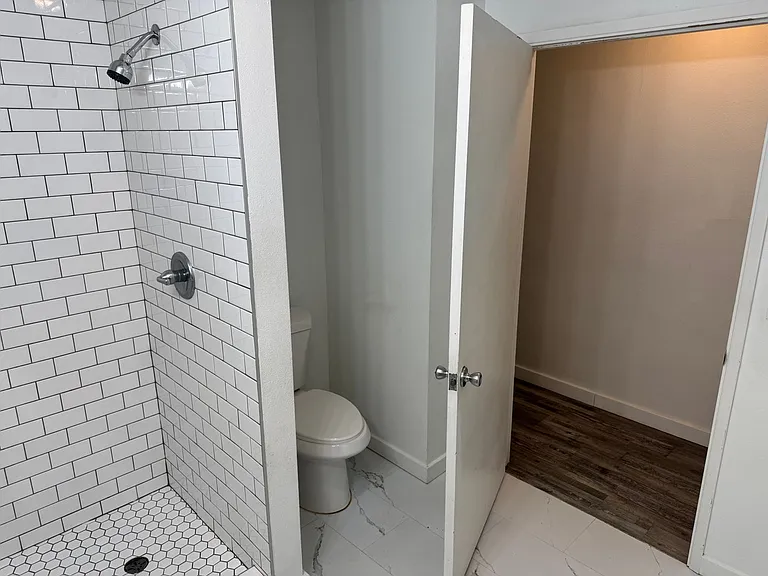 3358 Richard Ave — Photo 8