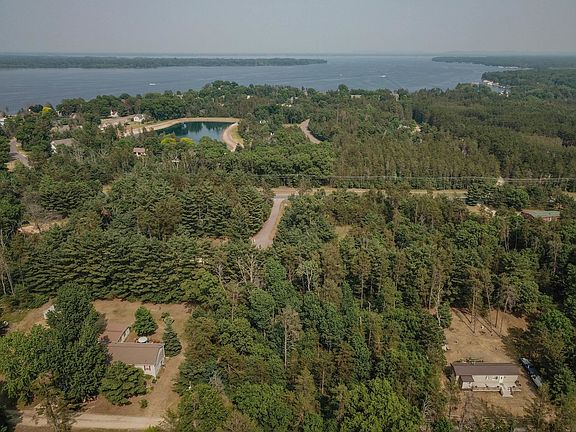 3rd image of 0 Winona Ave