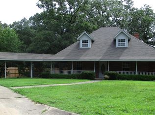 415 39th St SW, Paris, TX 75460