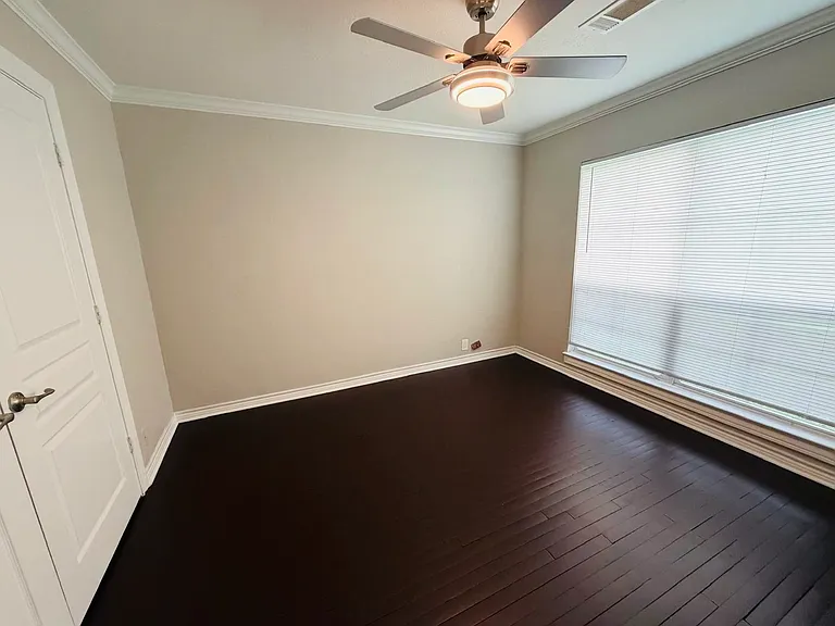 5080 Browning Dr — Photo 9