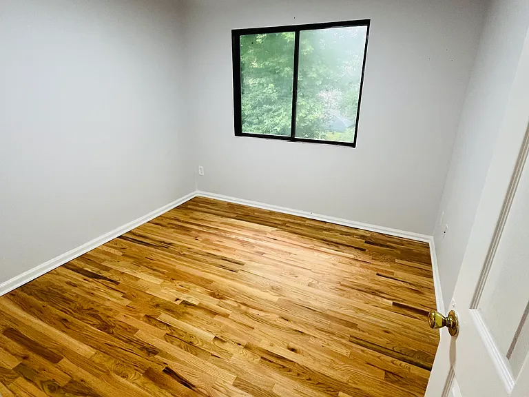101 Hazel St #B7 — Photo 13