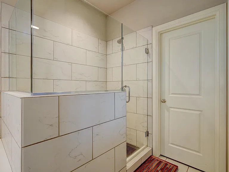 3217 Clock Tower Cir — Photo 31