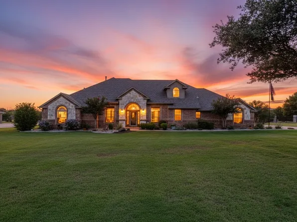 9325 Harbour View Ln, Fort Worth, TX 76179