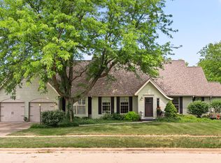3063 Wedgewood Dr, Dekalb, IL 60115