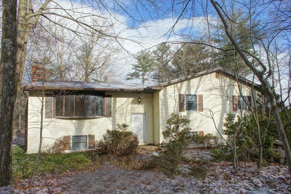 128 Balson Rd photo 1