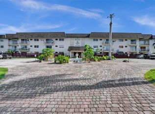 8475 SW 94th St APT 219E, Miami, FL 33156