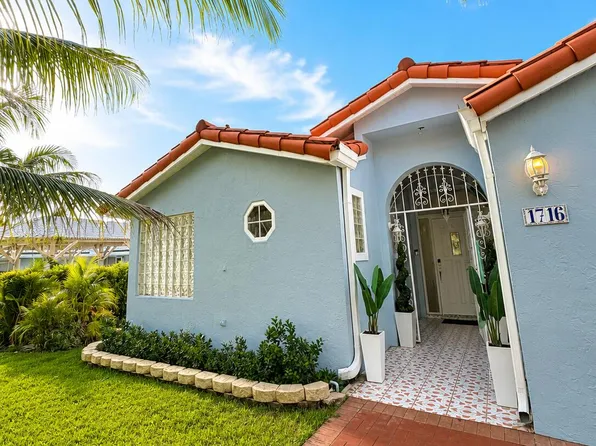 1716 Pierce Dr, Lake Worth, FL 33460