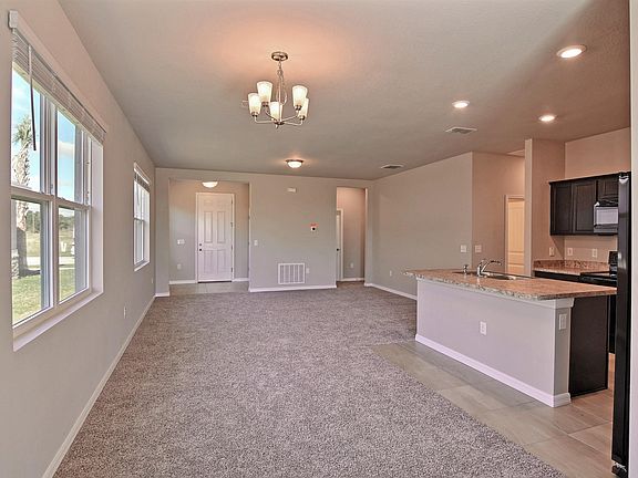 4th image of 5511 N Entertainment Way