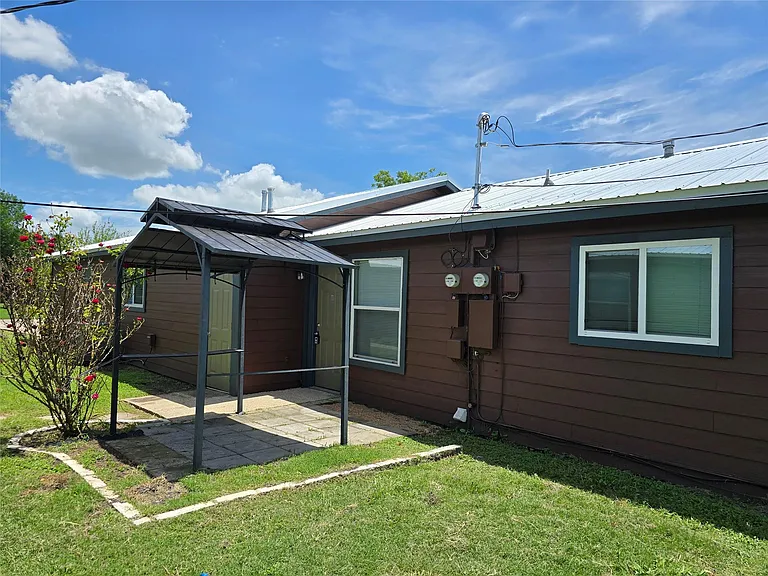 502 Sturgis St #B — Photo 3