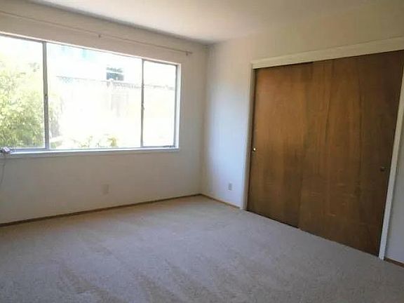 3rd image of 212 Marietta Dr