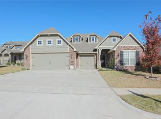 2612 W Tucson Ct S, Broken Arrow, OK 74011