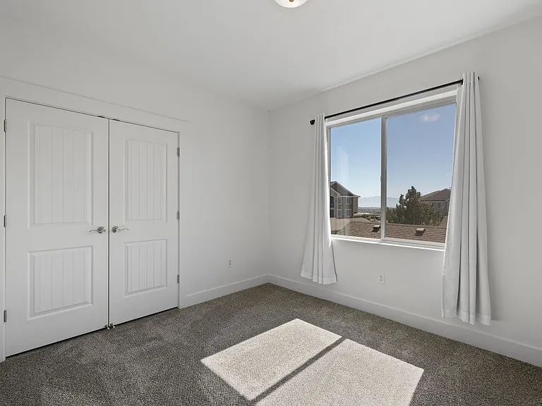 114 W Spring Hill Way #114 — Photo 14
