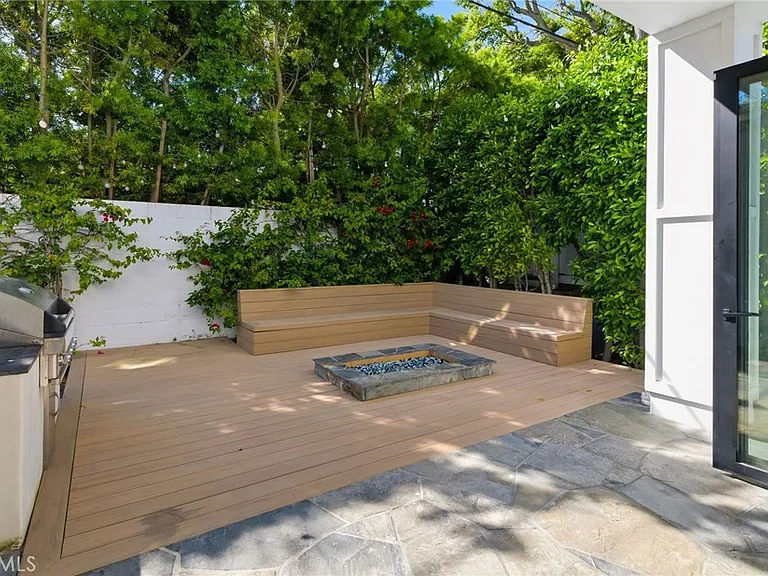 1405 Oak Ave — Photo 29