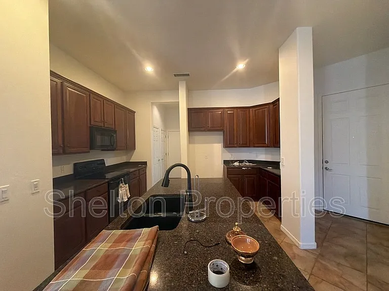 25207 W Centre Ave — Photo 2