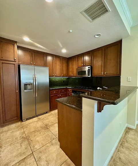 116 Coral Rose — Photo 9