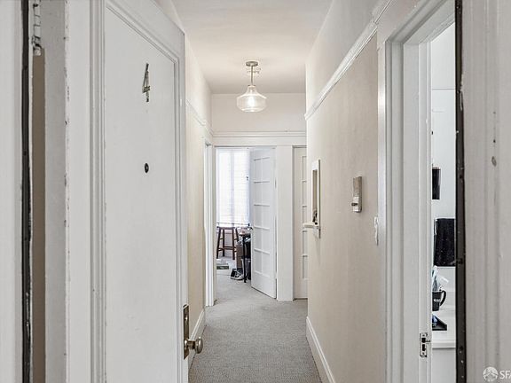 5th image of 1706 Steiner St