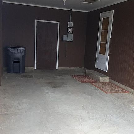 3rd image of 229 W North St