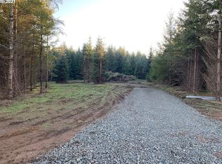 203 Bear Creek Ln, Winlock, WA 98596