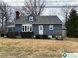 824 Kern St, Bethlehem, PA 18015