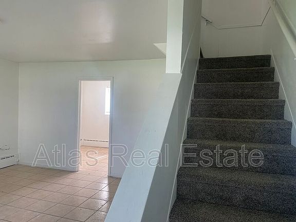 4th image of 1832 W Mississippi Ave