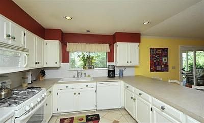 5th image of 604 E Nova Ave