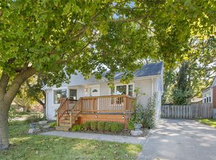 122 Eugenie St, Chatham Kent, ON N7M 3Z1