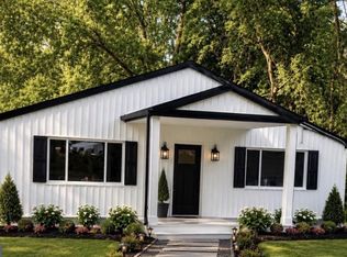 10530 Bird River Rd, Middle River, MD 21220
