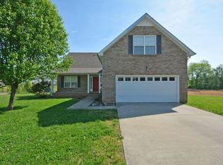 1231 Shorehaven Dr, Clarksville, TN 37042