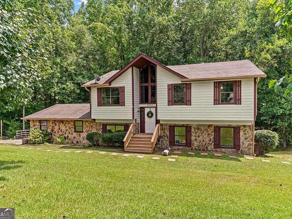 1st image of 3214 Headrick Cir SE