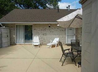 1 Caddy Rock Rd APT C, North Kingstown, RI 02852